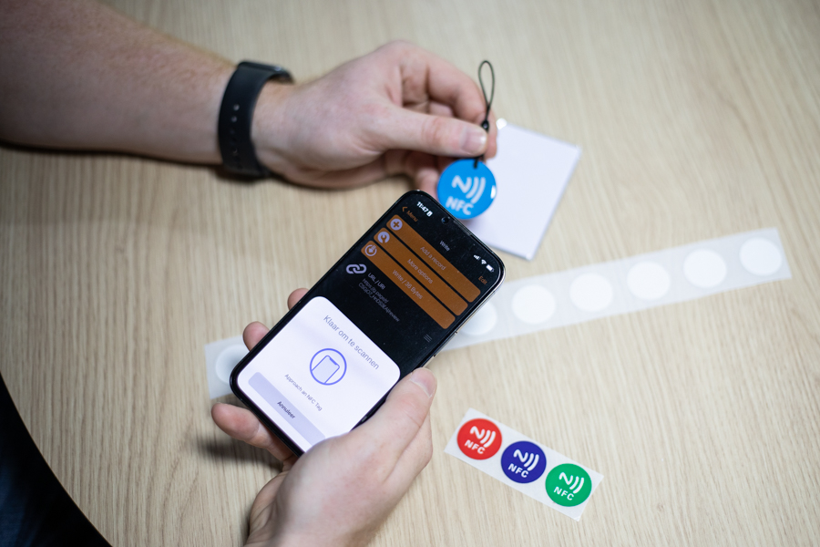 Програмиране на NFC тагове