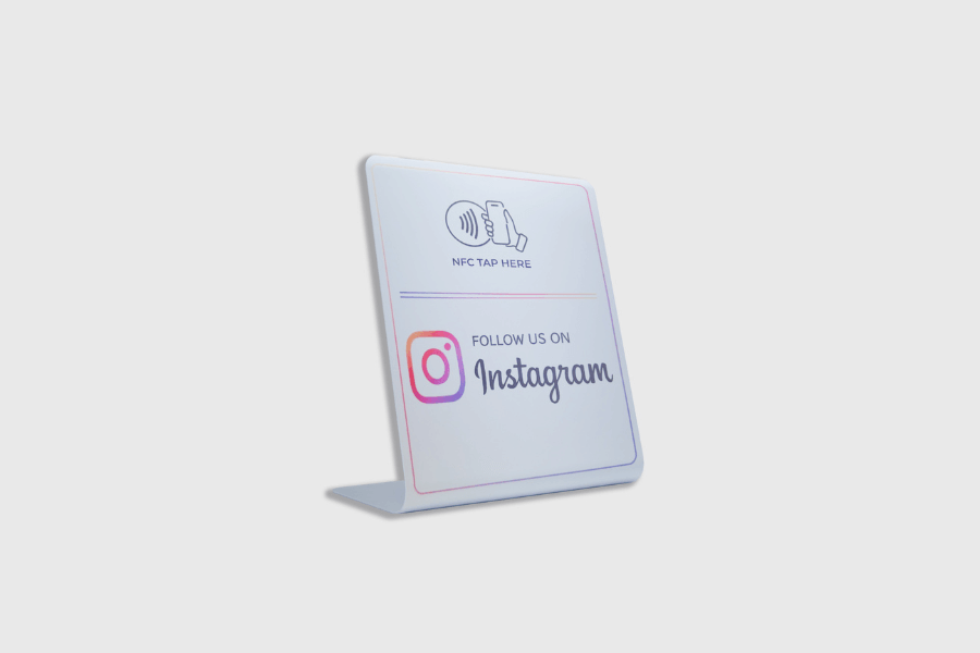Instagram NFC дисплей
