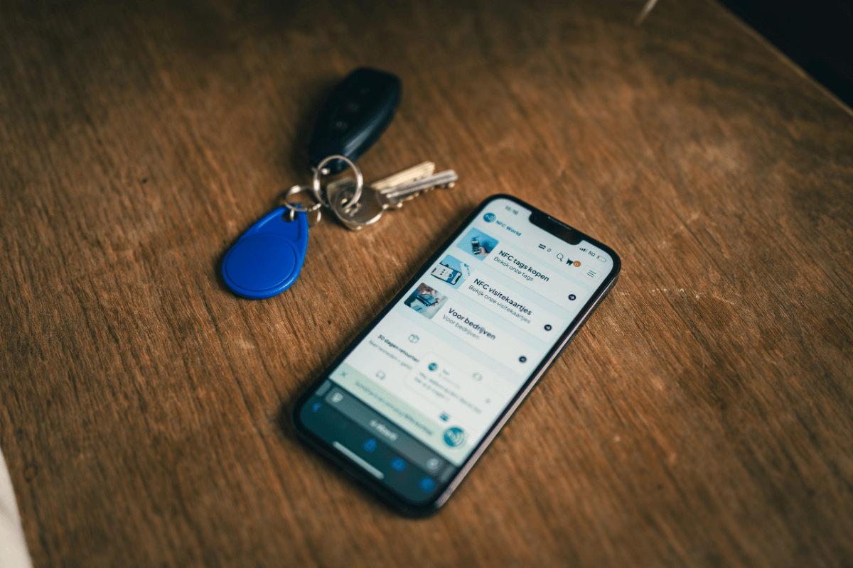 NFC ключодържател, син